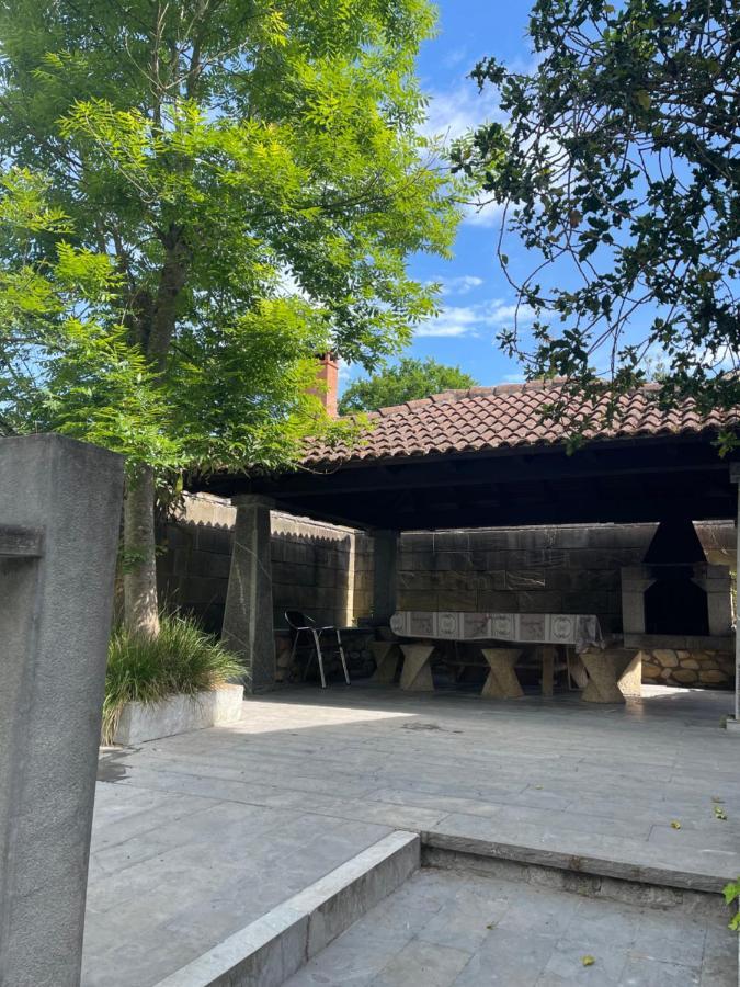 Casa Cardin Apartment Cangas de Onis Exterior photo